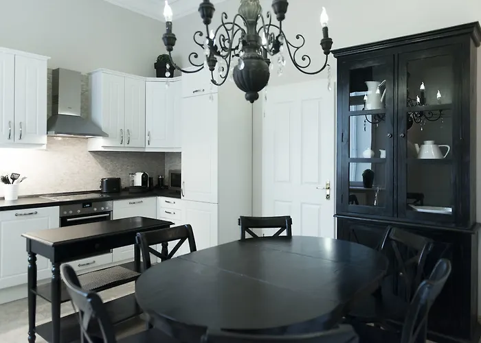 Palacina - Serviced Apartment *